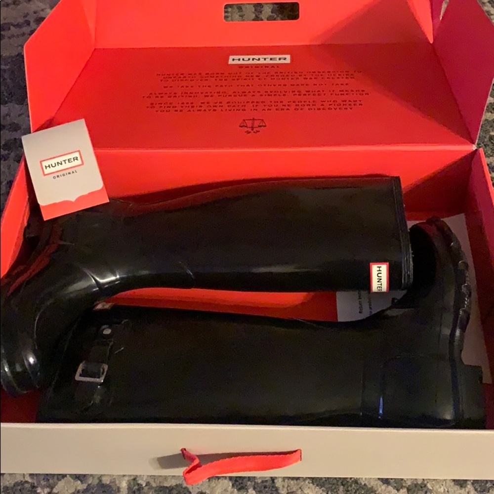 Hunter boots women’s size 8 NEW